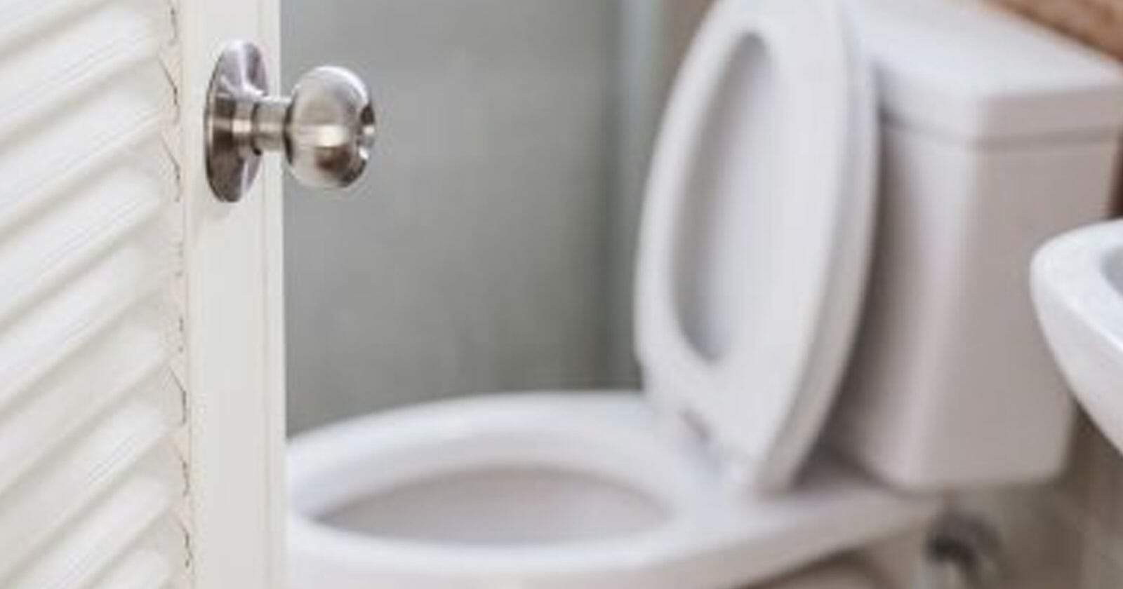 منها تنظيف الأسنان..5 استخدامات غريبة للبول قام بها القدماء ستدهشك! البول كان يستخدم بعدة طرق في العصور القديمة watanserb.com