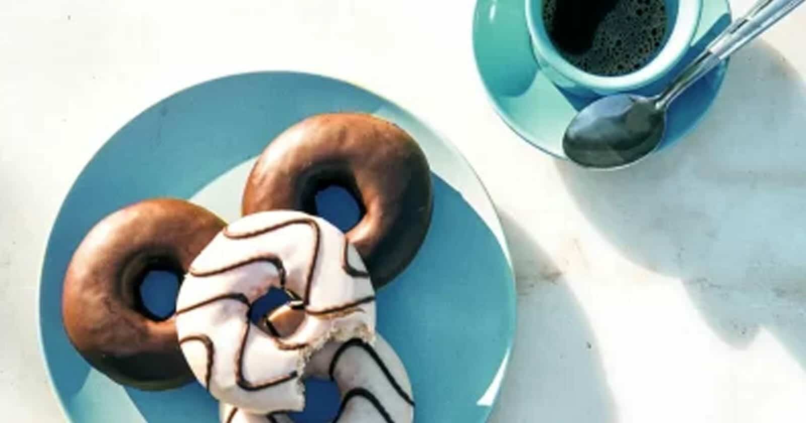 4 أطعمة ومشروبات يمكن أن تبقيك مستيقظًا في الليل 4 أطعمة ومشروبات يمكن أن تبقيك مستيقظًا في الليل watanserb.com