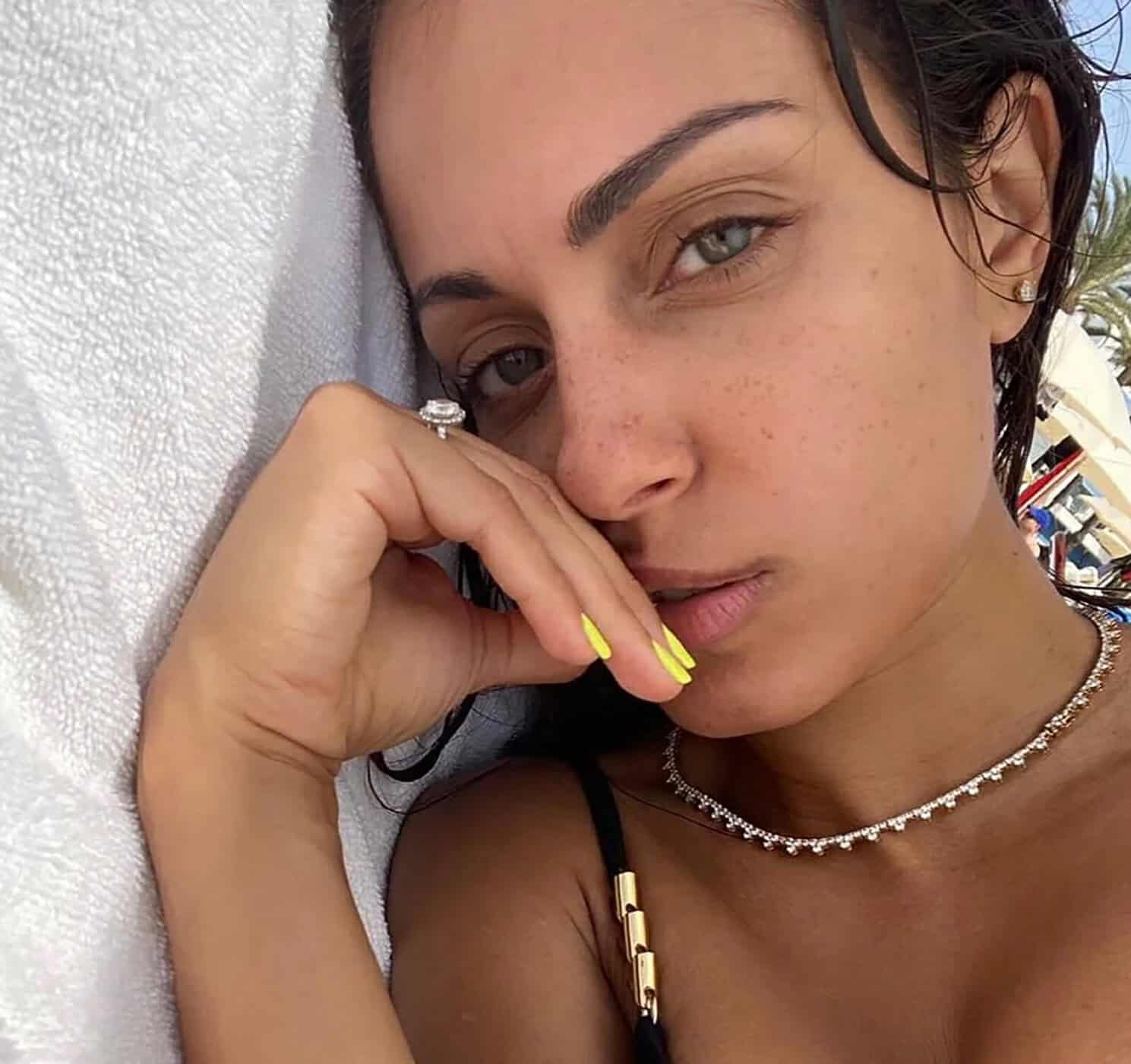 انفصال هبة عبوك وأشرف حكيمي