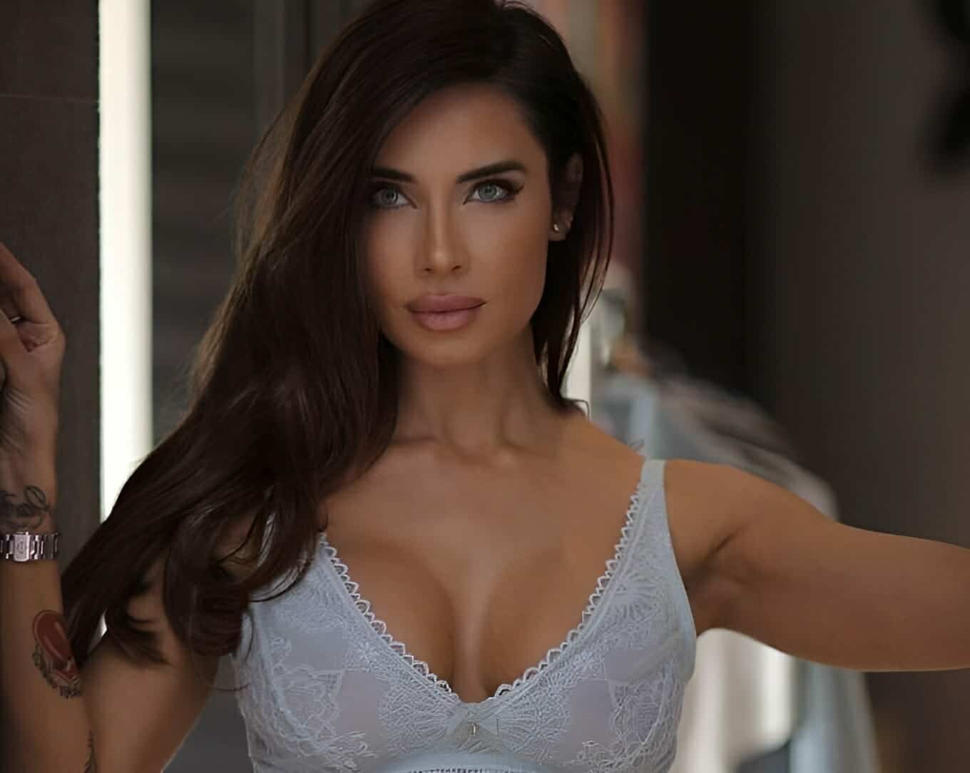 زوجة سيرجيو راموس تستعرض مفاتنها بمجموعة مايوهات مذهلة! (فيديو) زوجة سيرجيو راموس تستعرض مفاتنها بمجموعة مايوهات مذهلة! (فيديو) watanserb.com