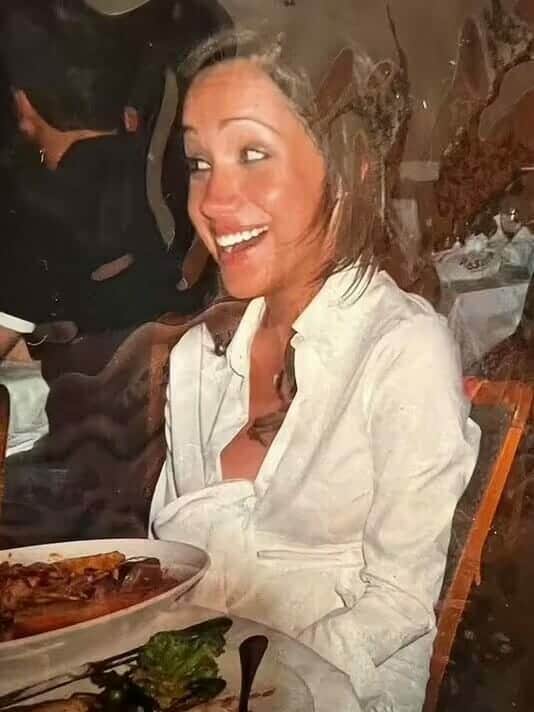 تم التقاط ميغان ماركل في صورة غير مرئية مع عائلتها