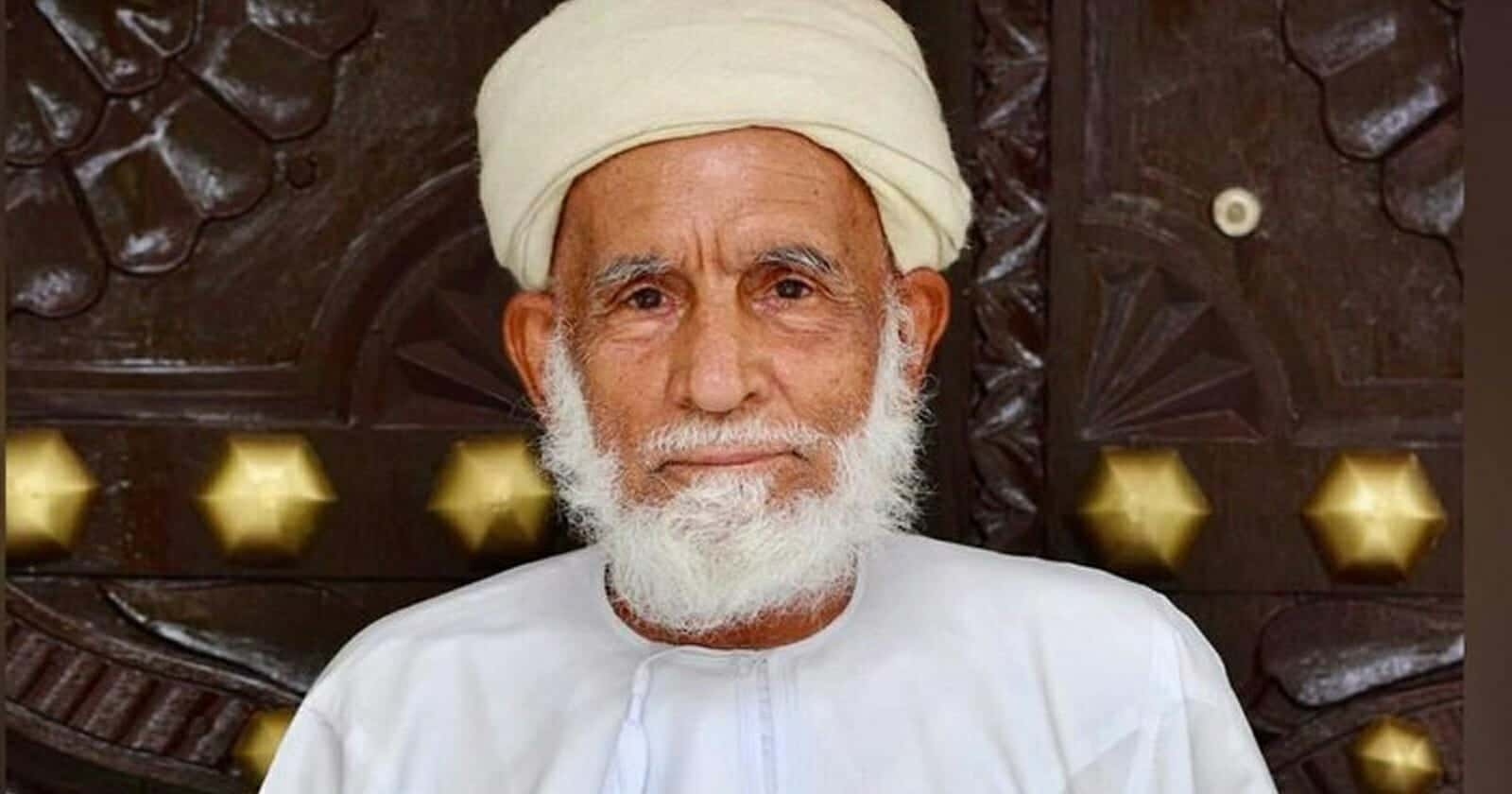 الشيخ الهنائي اختطف وقتل وهو صائم.. عضو بالشورى طالب بجعل قاتليه “عبرة” مقتل الشيخ محمد بن سعود الهنائي watanserb.com