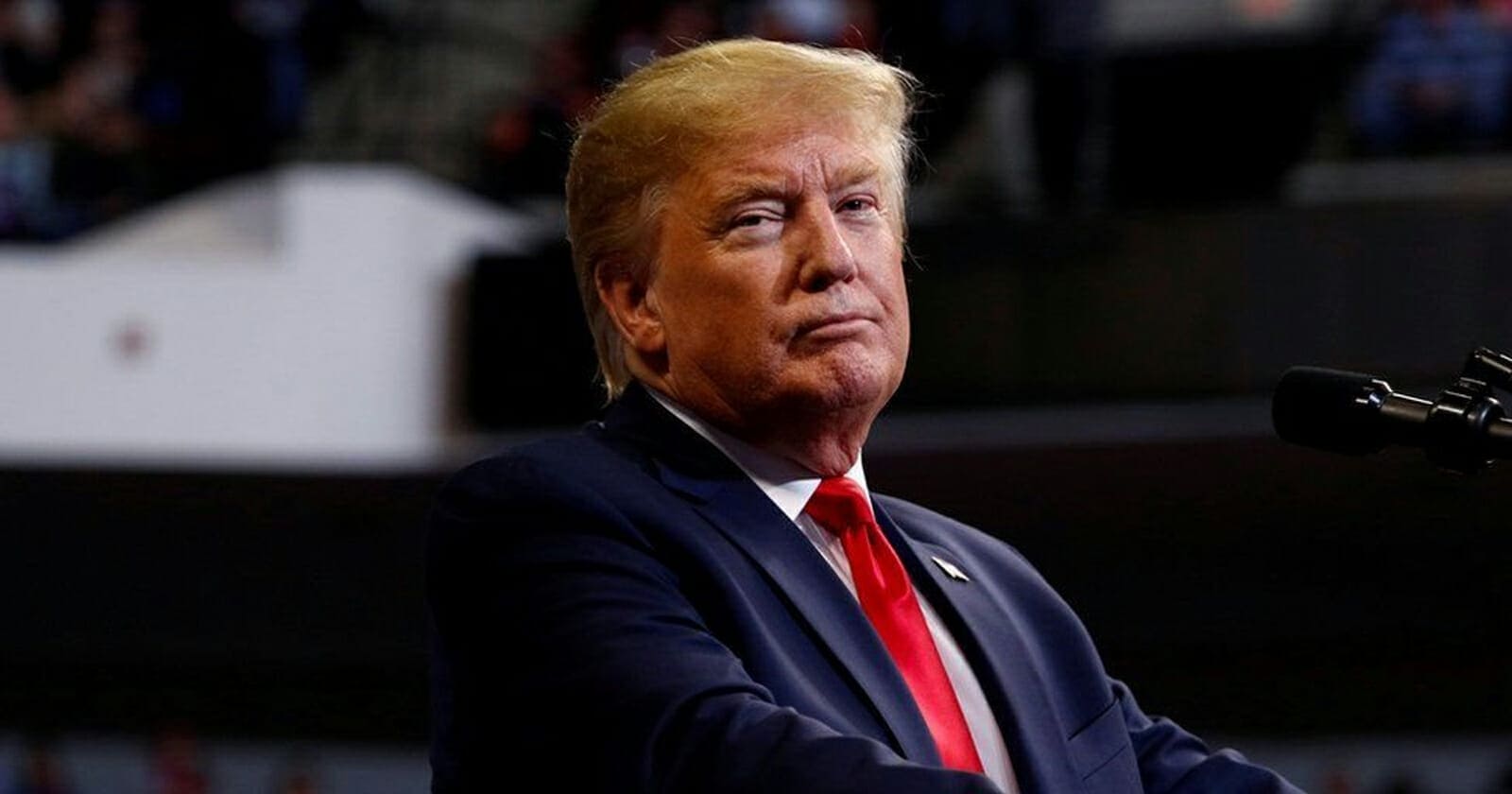 شرطة نيويورك تثير الجدل بملامح شرطية شقراء خلال محاكمة ترامب بالمحكمة محاكمة دونالد ترامب watanserb.com