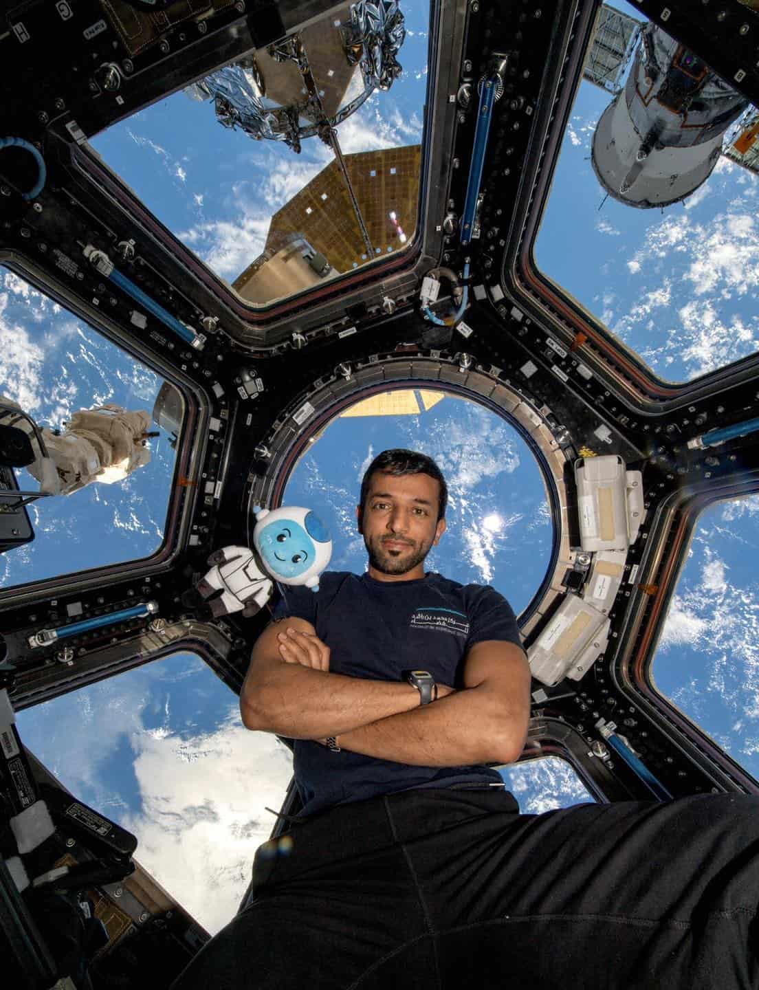 سلطان النيادي