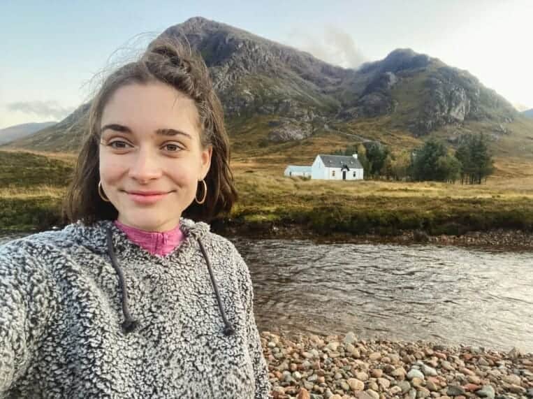 فتاة زارت المنزل الأكثر عزلة في العالم