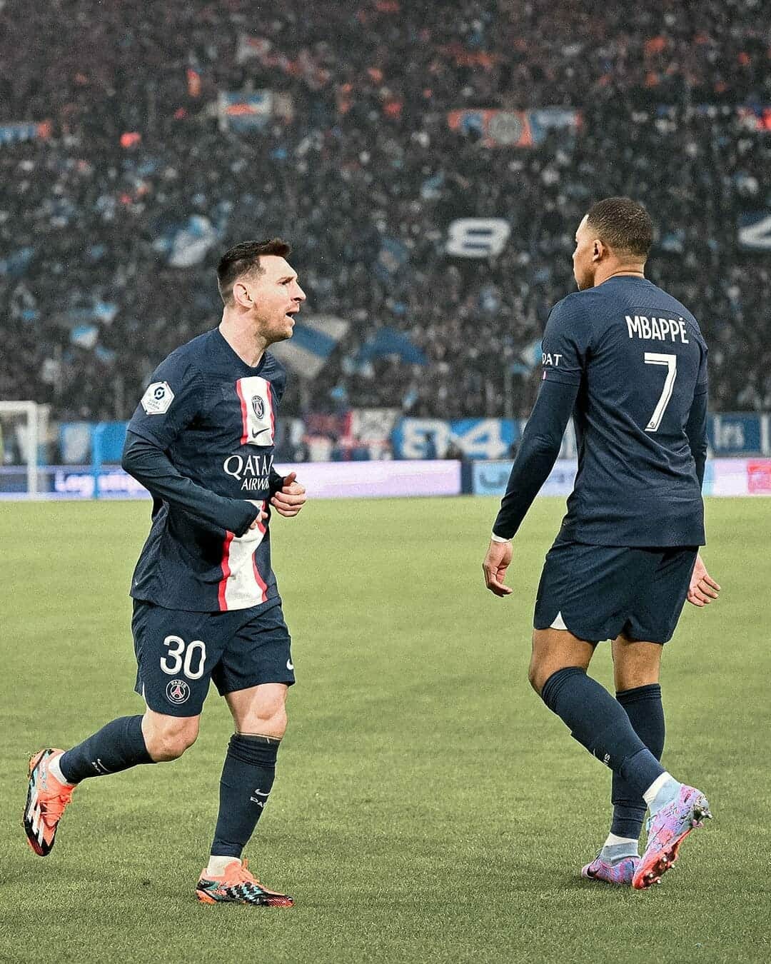 مبابي وميسي