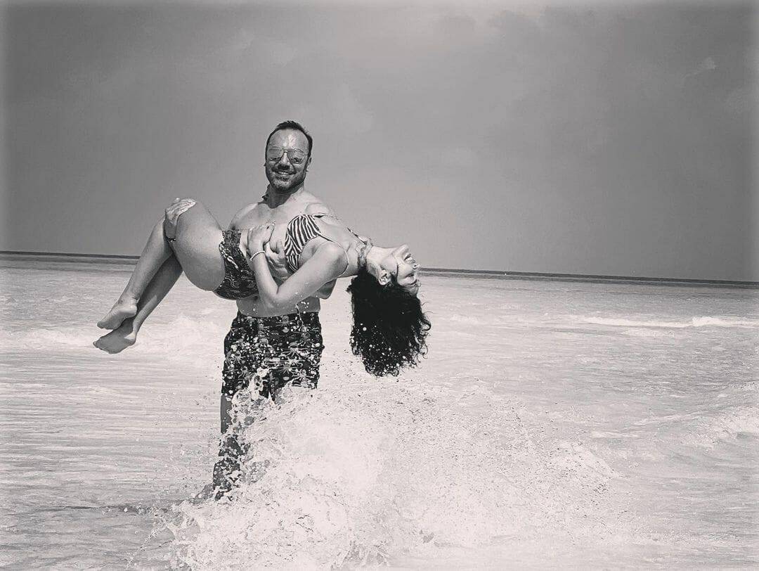 نادين نجيم وخطيبها السوري