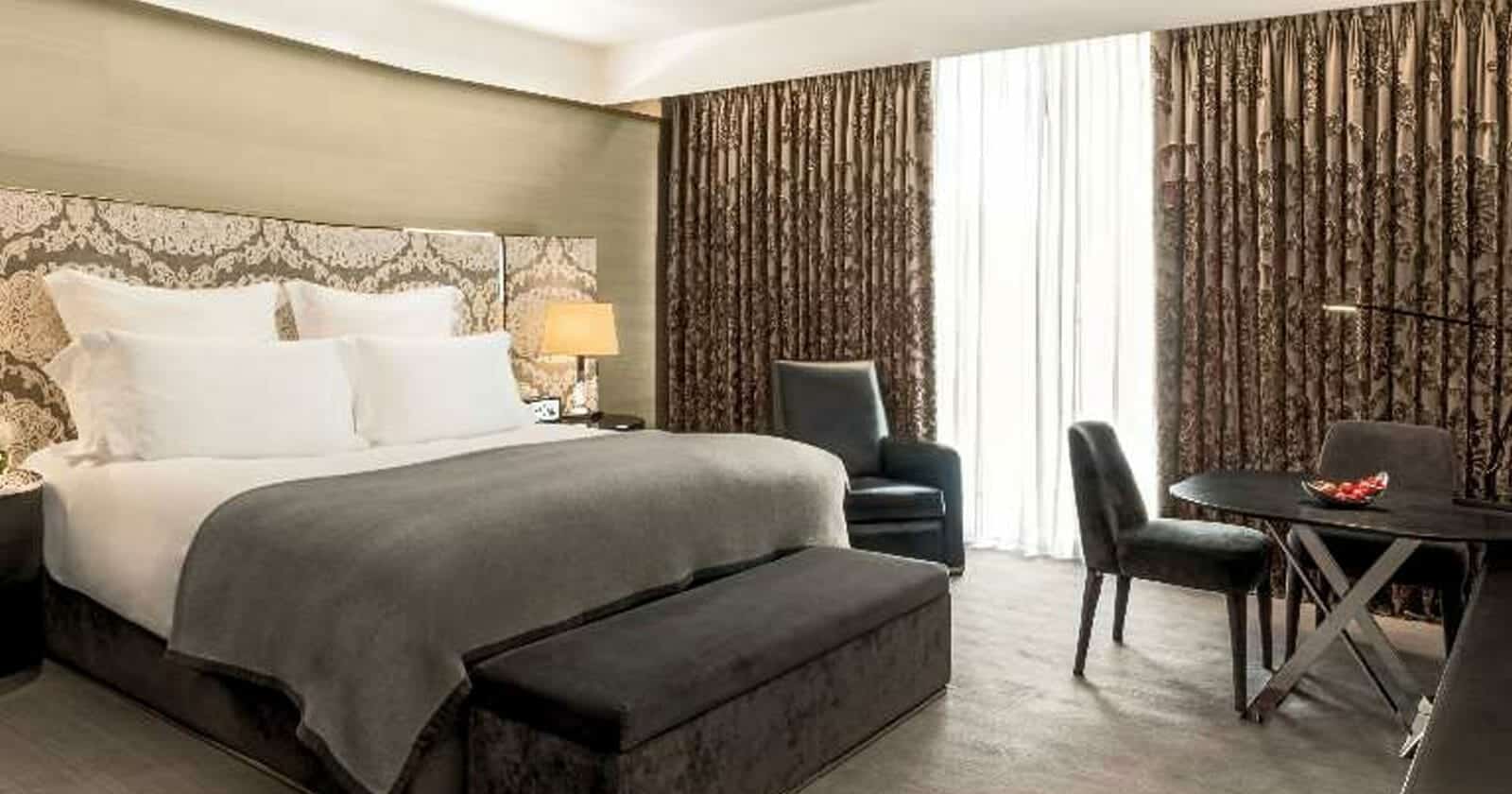  غرفة الفندق