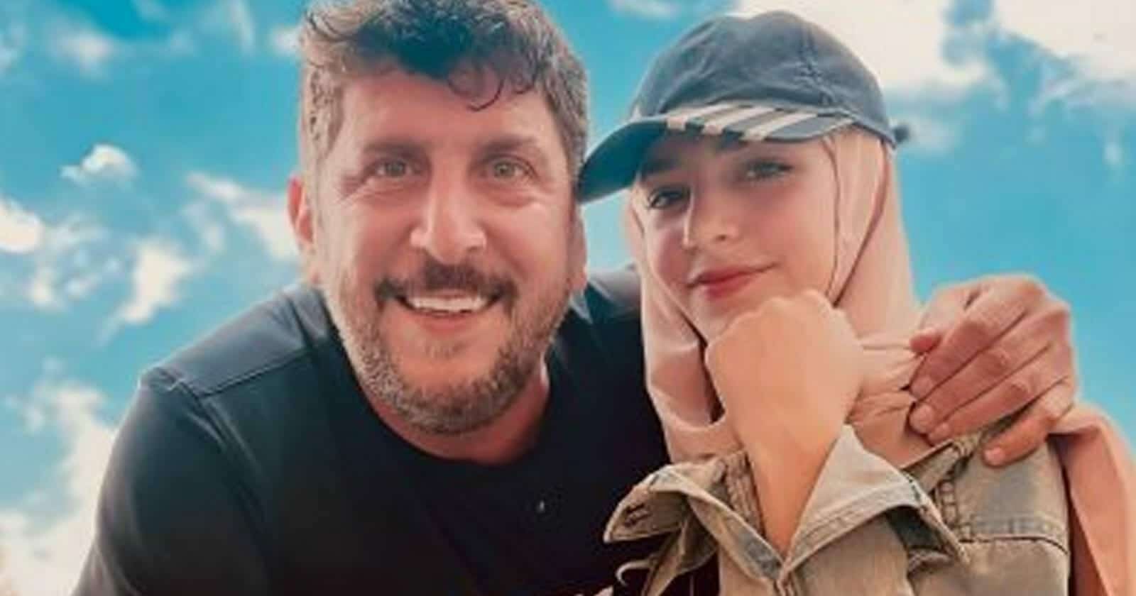 كأنه يشعر بموته.. ابنة محمد قنوع تنشر فيديو مؤثراً له قبل وفاته (شاهد) كأنه يشعر بموته.. ابنة محمد قنوع تنشر فيديو مؤثراً له قبل وفاته (شاهد) watanserb.com