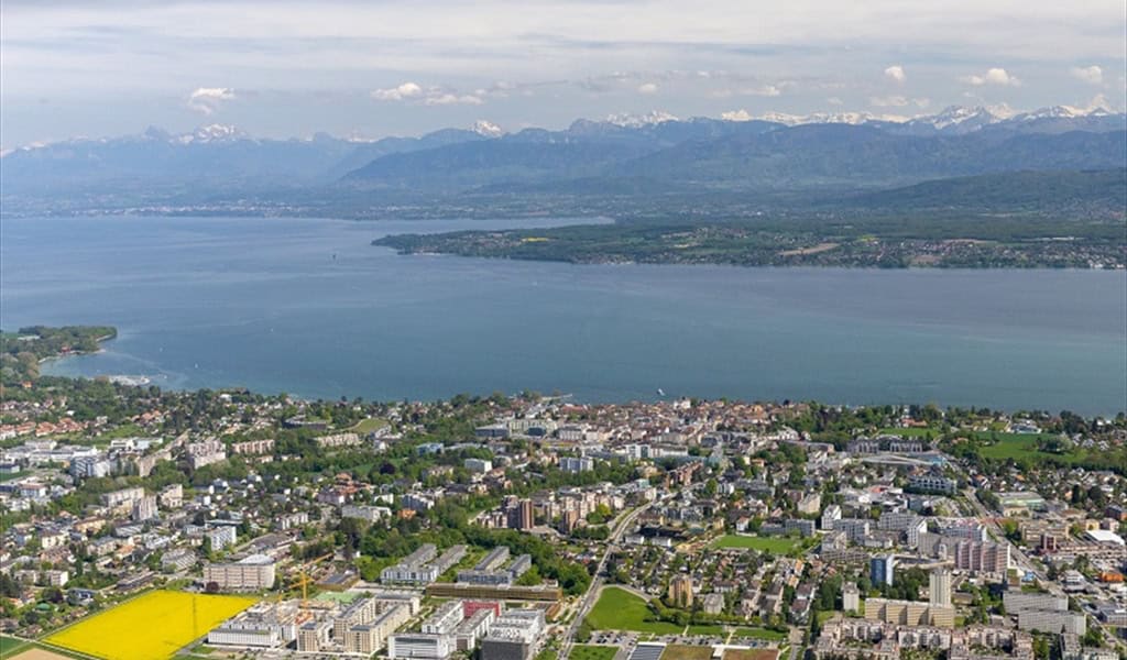 دولة عربية بعد سويسرا.. في مقدمة أسعد شعوب العالم