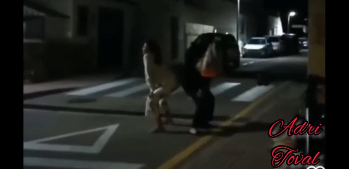 والدة بيكيه وكلار شيا