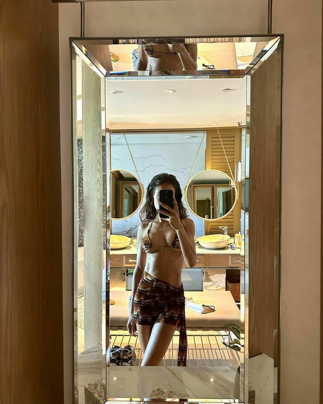 هبة عبوك بالبكيني 