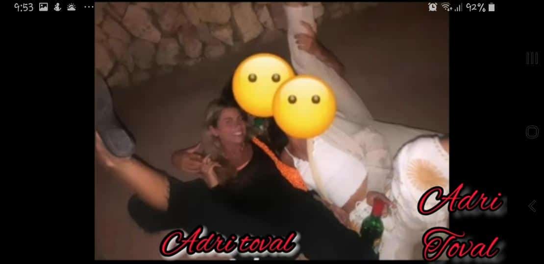 والدة بيكيه وكلار شيا