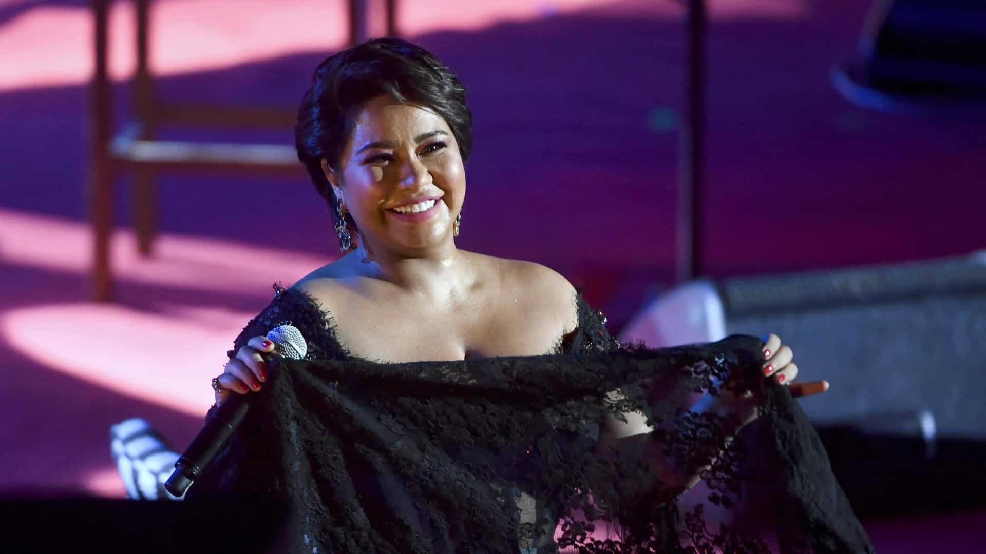 شيرين عبدالوهاب تلجأ لطبيب رونالدو لعلاجها من هذا الأمر (شاهد) شيرين عبدالوهاب تلجأ لطبيب رونالدو لعلاجها من هذا الأمر watanserb.com