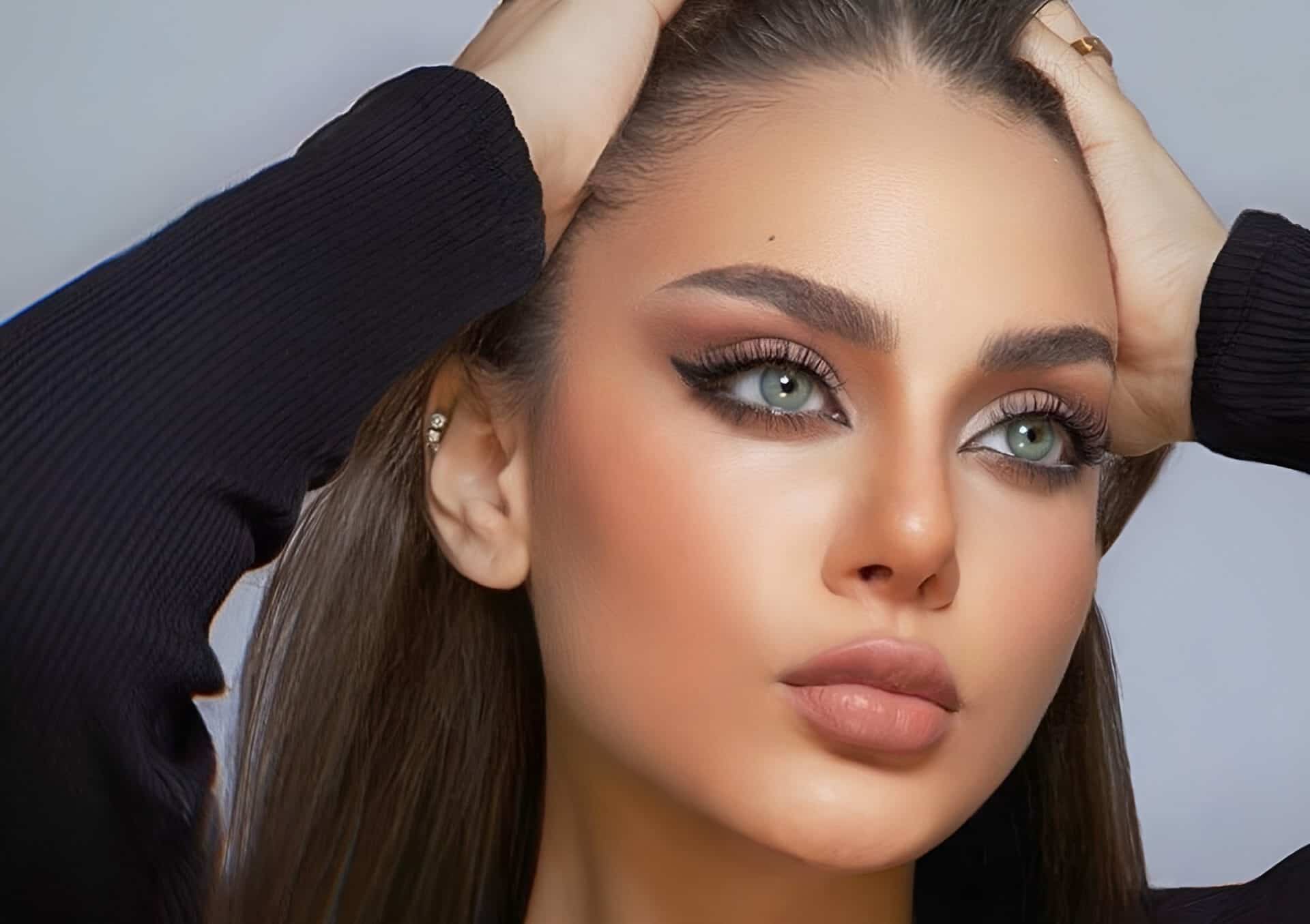 ابنة هيفاء وهبي تحاول إخفاء ملابسها الداخلية بيديها بعدما فضحها الفستان! (شاهد) ابنة هيفاء وهبي تحاول إخفاء ملابسها الداخلية بيديها بعدما فضحها الفستان! (شاهد) watanserb.com