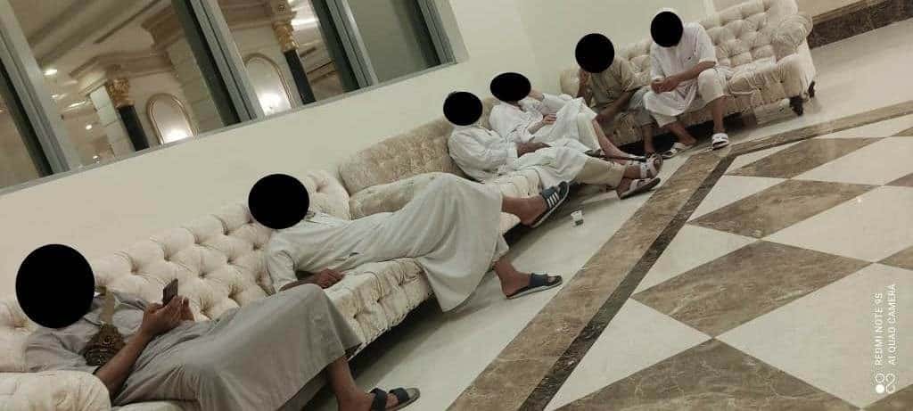 100 معتمر جزائري يتعرضون لعملية احتيال