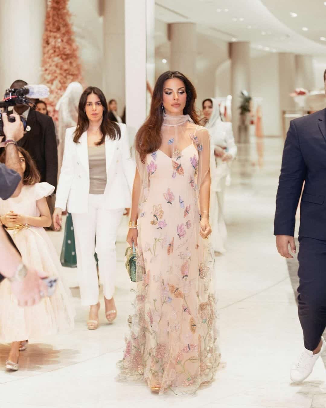 نادين نجيم في جلسة تصوير