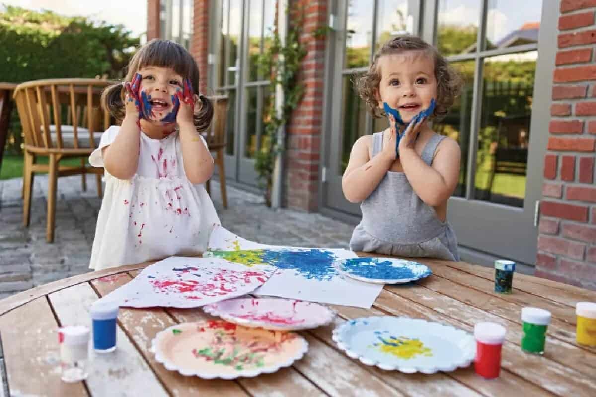 الألعاب الحسية تساعده على التواصل