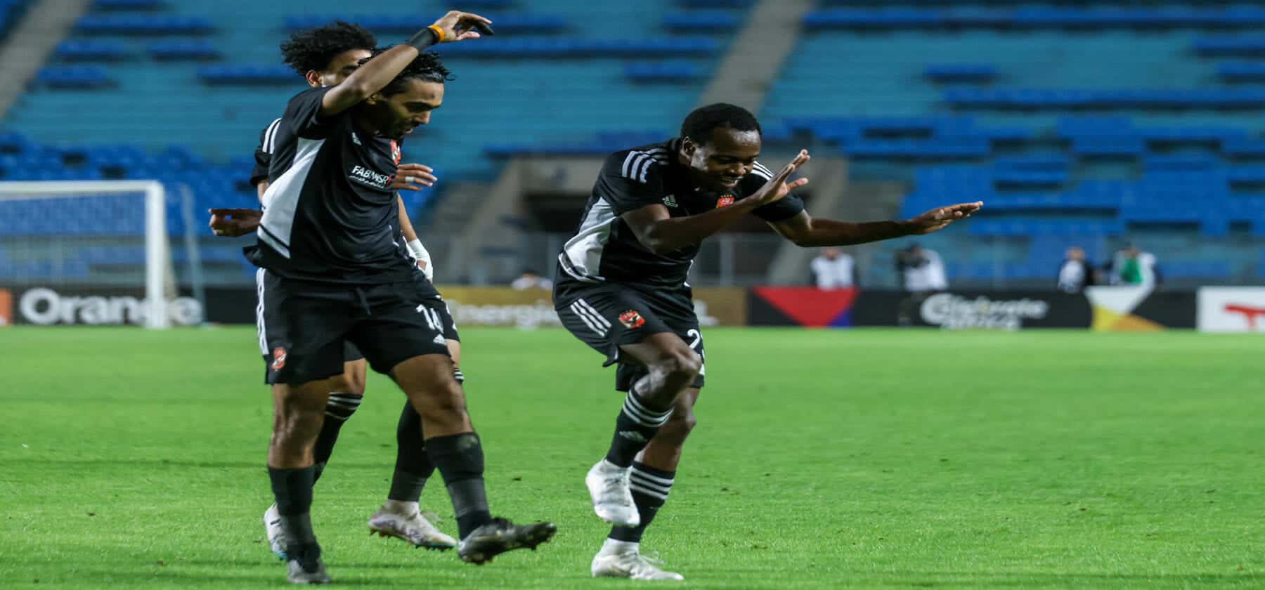 الأهلي المصري يكتسح الترجي بالثلاثة ويضع قدماً في نهائي دوري أبطال أفريقيا (شاهد) الأهلي والترجي التونسي watanserb.com