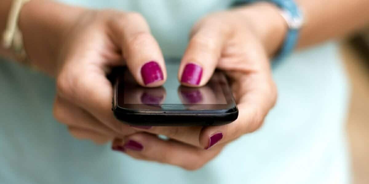 التكلم لمدة أقل من نصف ساعة في الأسبوع قد لا تسبب ارتفاع ضغط الدم