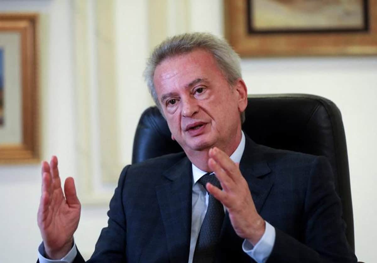 القضاء اللبناني يمنع رياض سلامة من السفر ويستدعي جوازي سفره اللبناني والفرنسي حاكم المصرف المركزي رياض سلامة watanserb.com