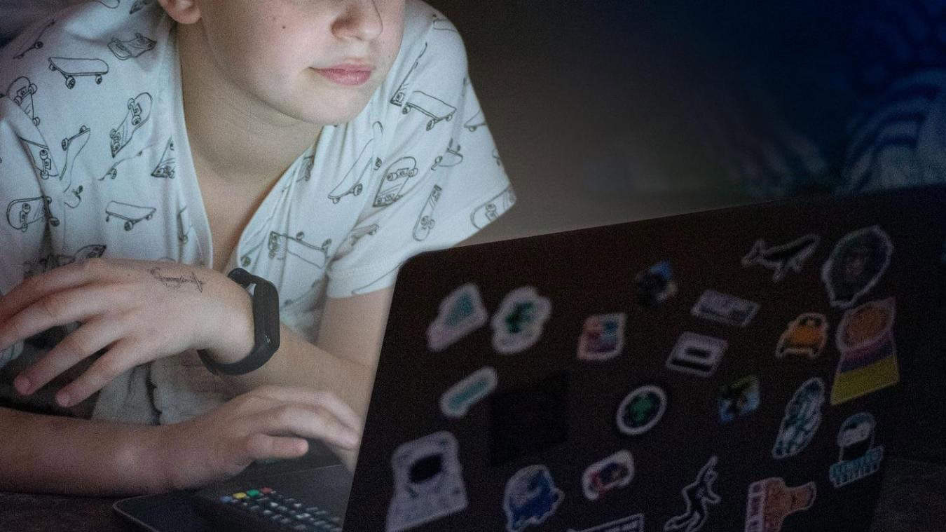 حماية الأطفال من المواقع الإباحية