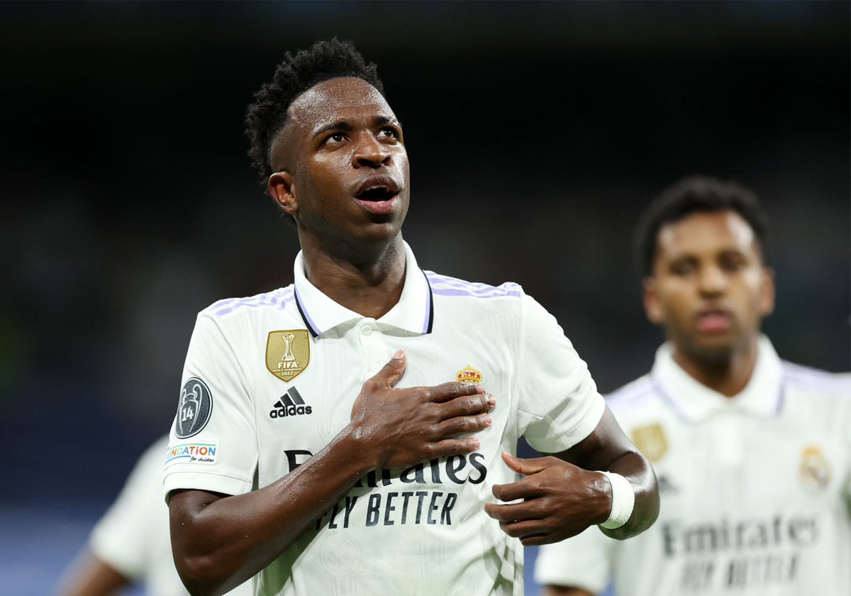 انتهت بطرده.. فينيسيوس جونيور يتهم أحد جماهير فالنسيا بالعنصرية ضده والليغا يُعلق! طرد فينيسيوس جونيور watanserb.com