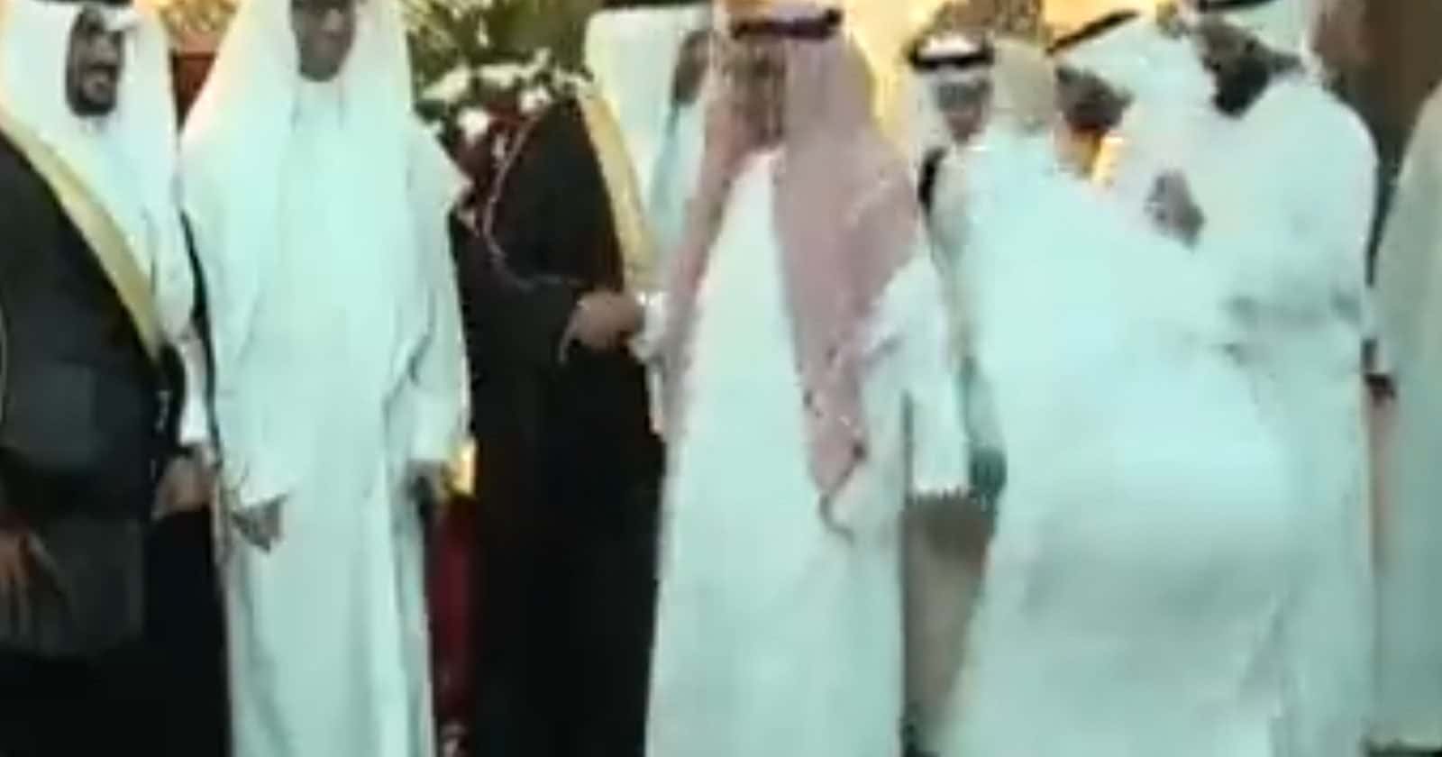 “طعن بالسكين ودماء”.. فرح في الكويت يتحول إلى مأتم (فيديو) طعن في حفل زفاف بالكويت watanserb.com