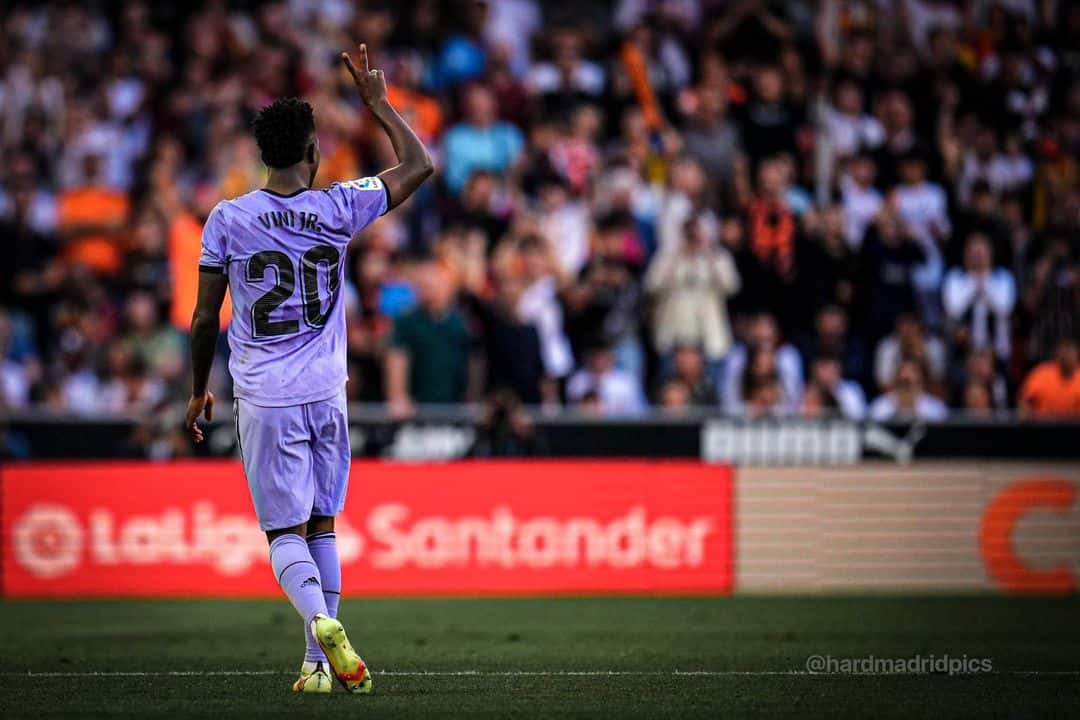 لاعب ريال مدريد فينيسيوس جونيور