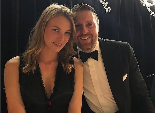 أنهى مارتن وينبرغ ولويز باكستروم زواجهما بعد ست سنوات