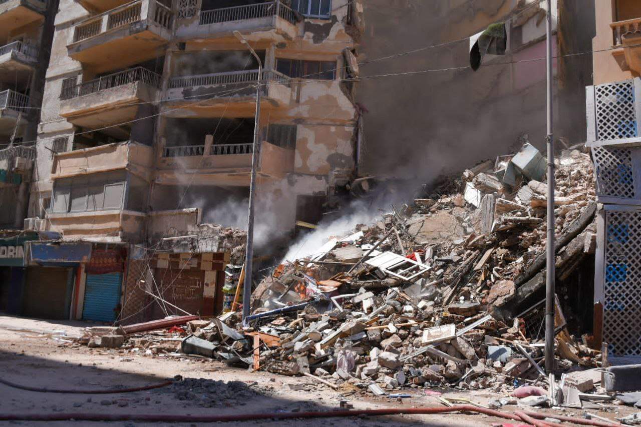 انهيار عقار الإسكندرية