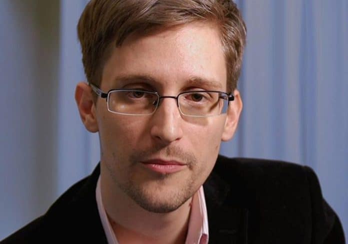 إدوارد سنودن