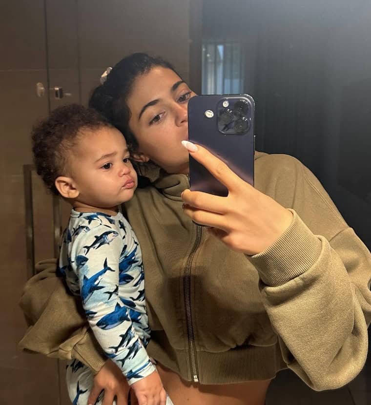 آيري ابن كايلي جينر