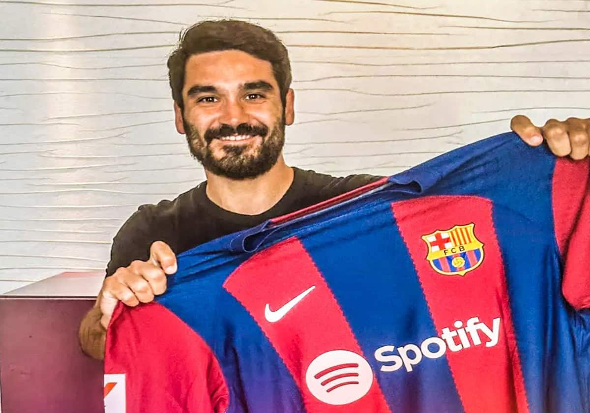 المايسترو جوندوجان إلى برشلونة وهذه تفاصيل الصفقة (فيديو) انتقال جوندوجان إلى برشلونة