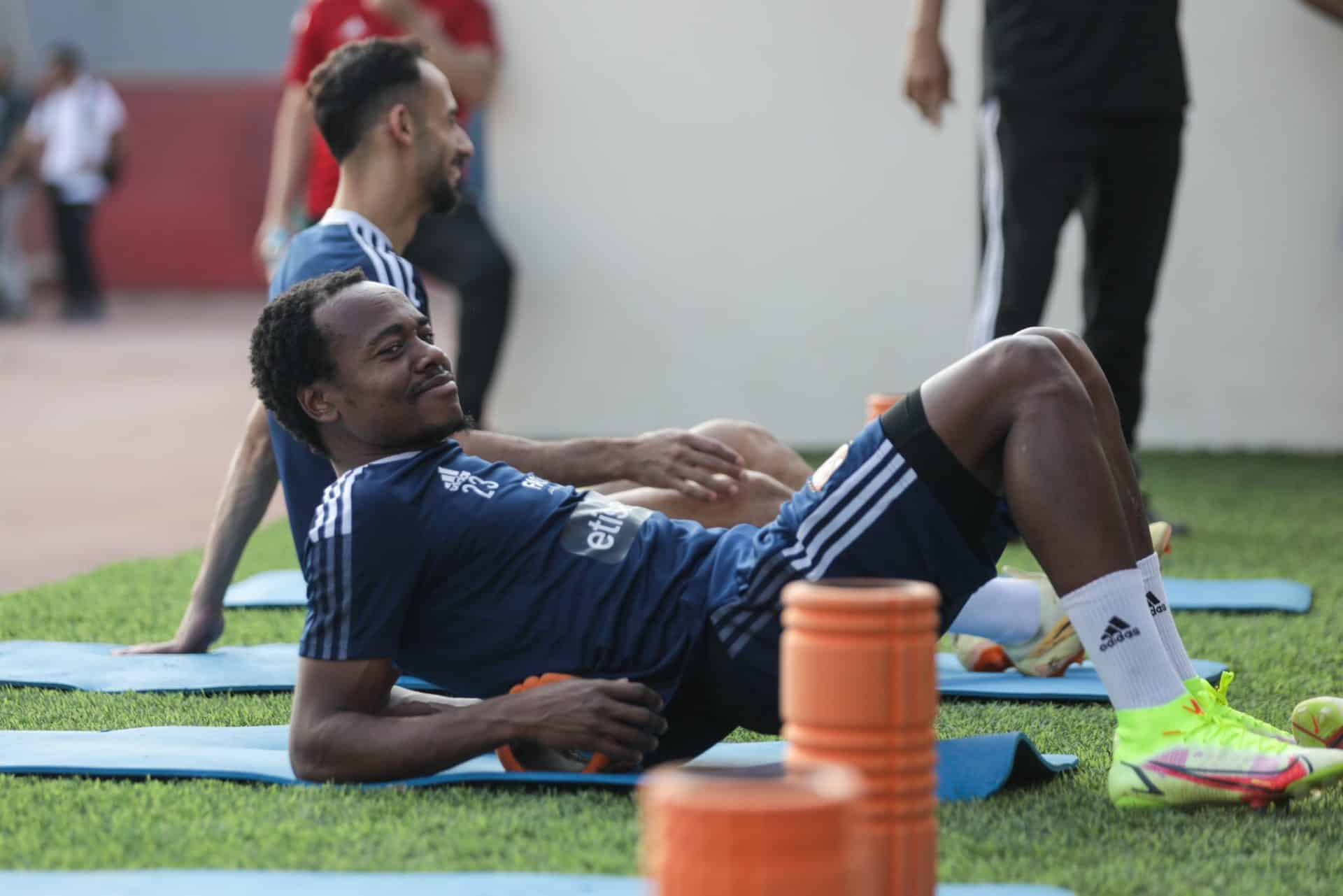 بيرسي تاو لاعب الأهلي