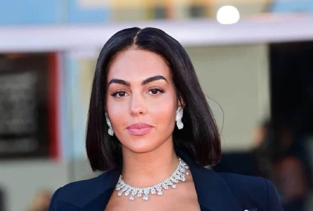 “تقلل شهيتك”..هكذا اختارت جورجينا رودريغيز الترويج لمشروع صديقها جورجينا رودريغيز