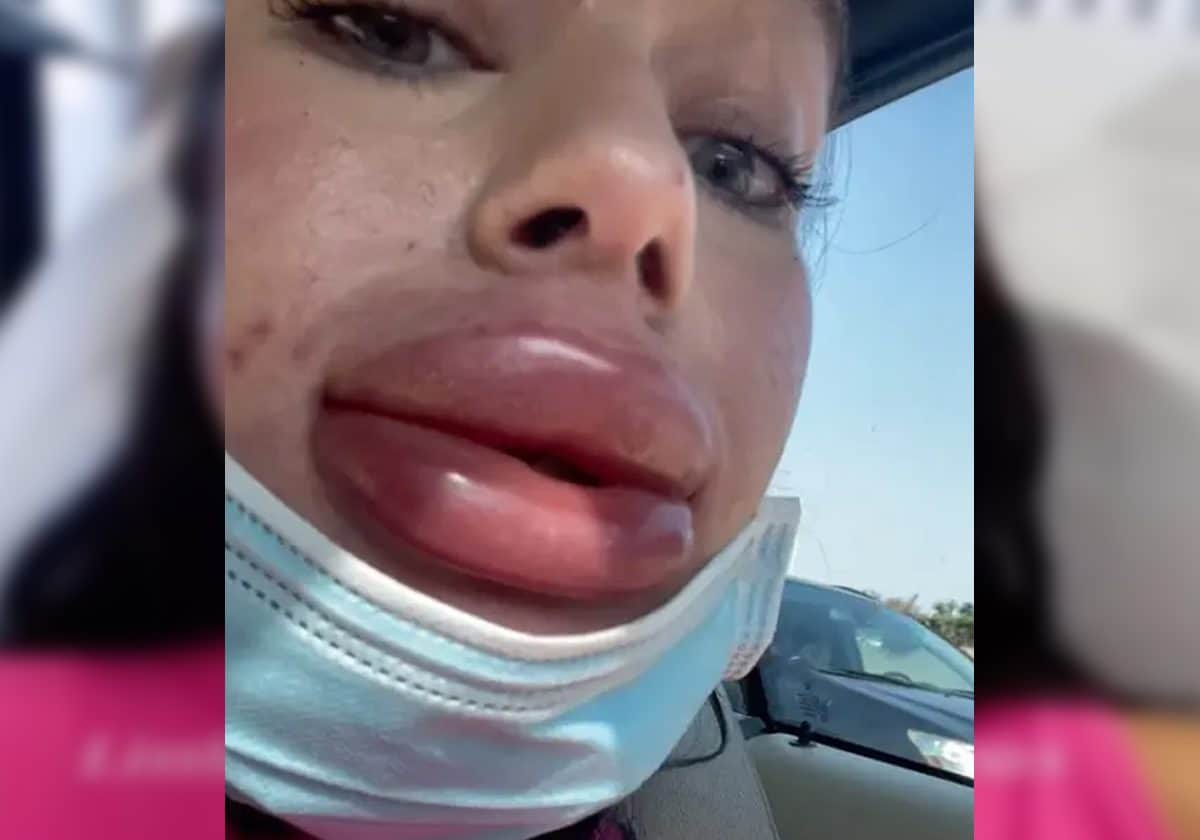 شفاه جيسيكا بوركو