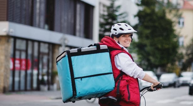 سائقات التوصيل