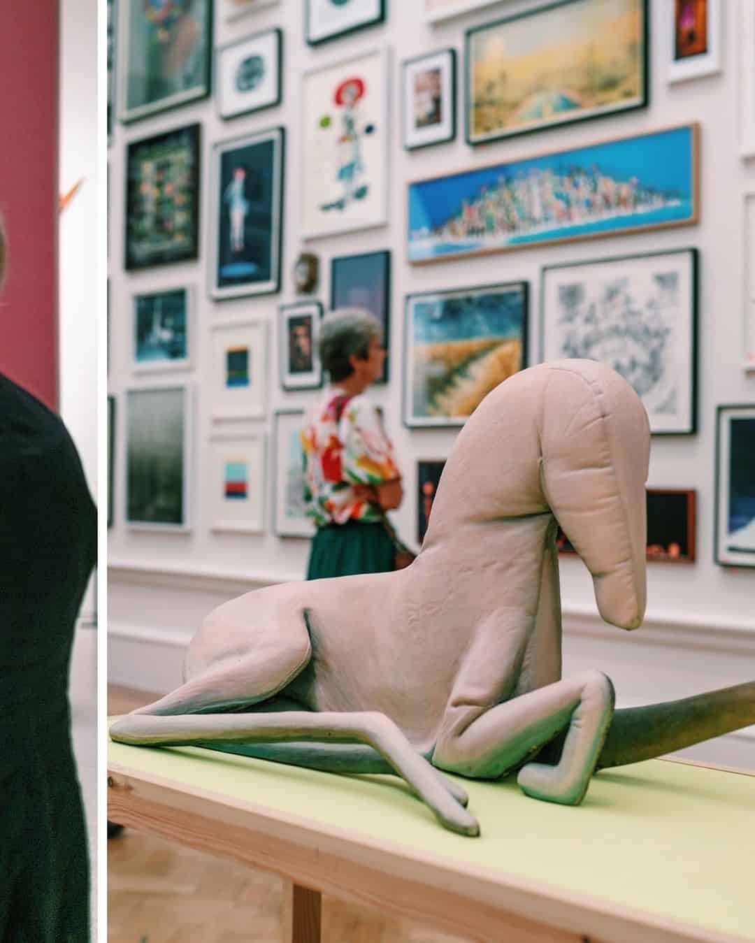 جولة رائعة في الأكاديمية الملكية للفنون في لندن