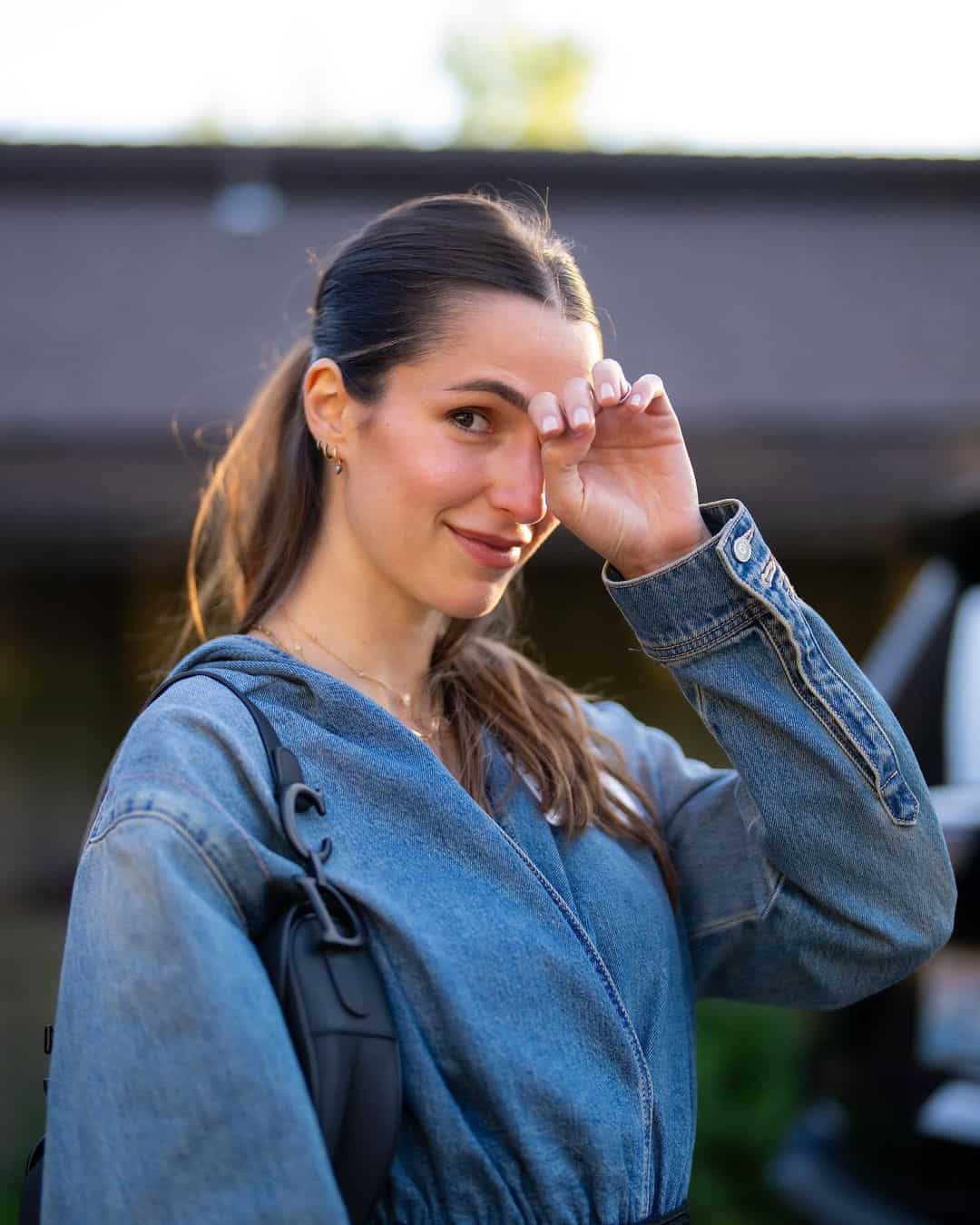 إطلالة خجولة لـ رجوة آل سيف