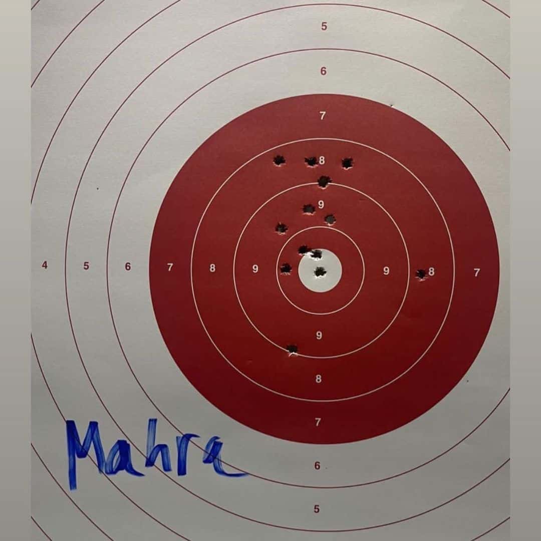 نادٍ للرماية يقع في دبي