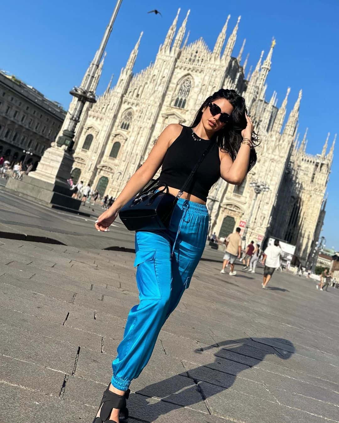 درة بالكاجوال الأزرق