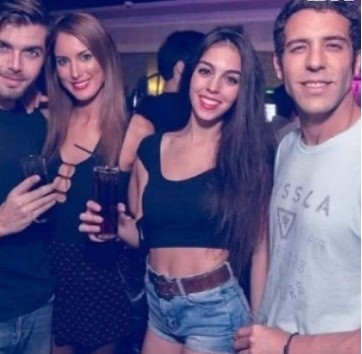 سهرة جورجينا مع أصدقائها