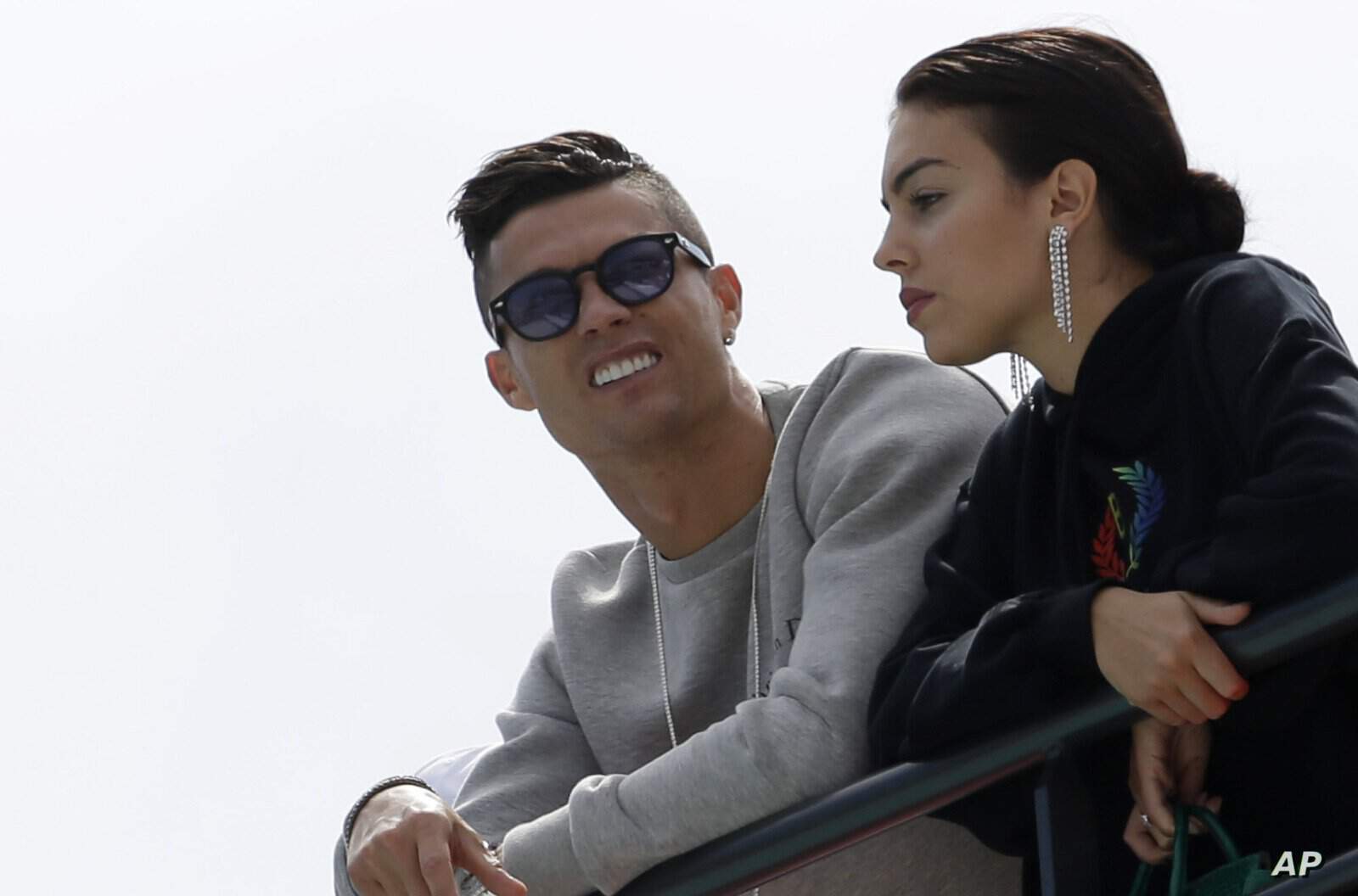 جورجينا رودريغيز وكريستيانو رونالدو