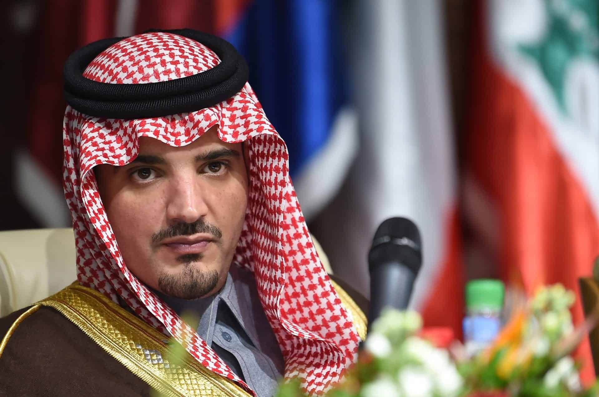 رد الأمير عبد الرحمن بن مساعد على إساءة كويتي تجاه وزير الداخلية السعودي عبد العزيز بن سعود الأمير عبد العزيز بن سعود