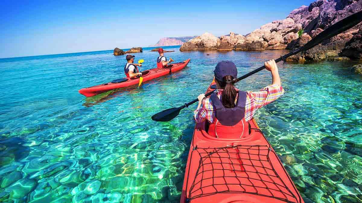 بينها مسقط.. 7 وجهات سياحية هي الأفضل للمسافرين الفرديين المسافرين الفرديين