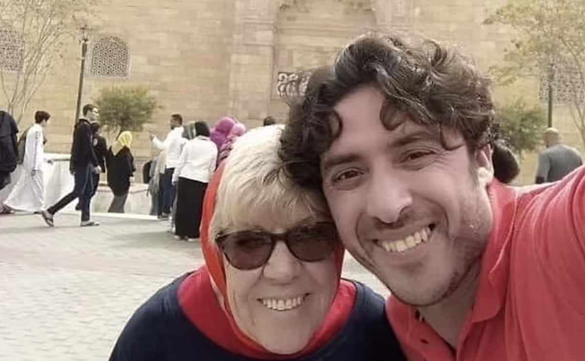 جدة بريطانية تنفصل عن حبيبها المصري بسبب تراجع حياتهما الجنسية وانشغالها بالأعمال المنزلية جدة بريطانية تكشف سبب انفصالها عن شاب مصري