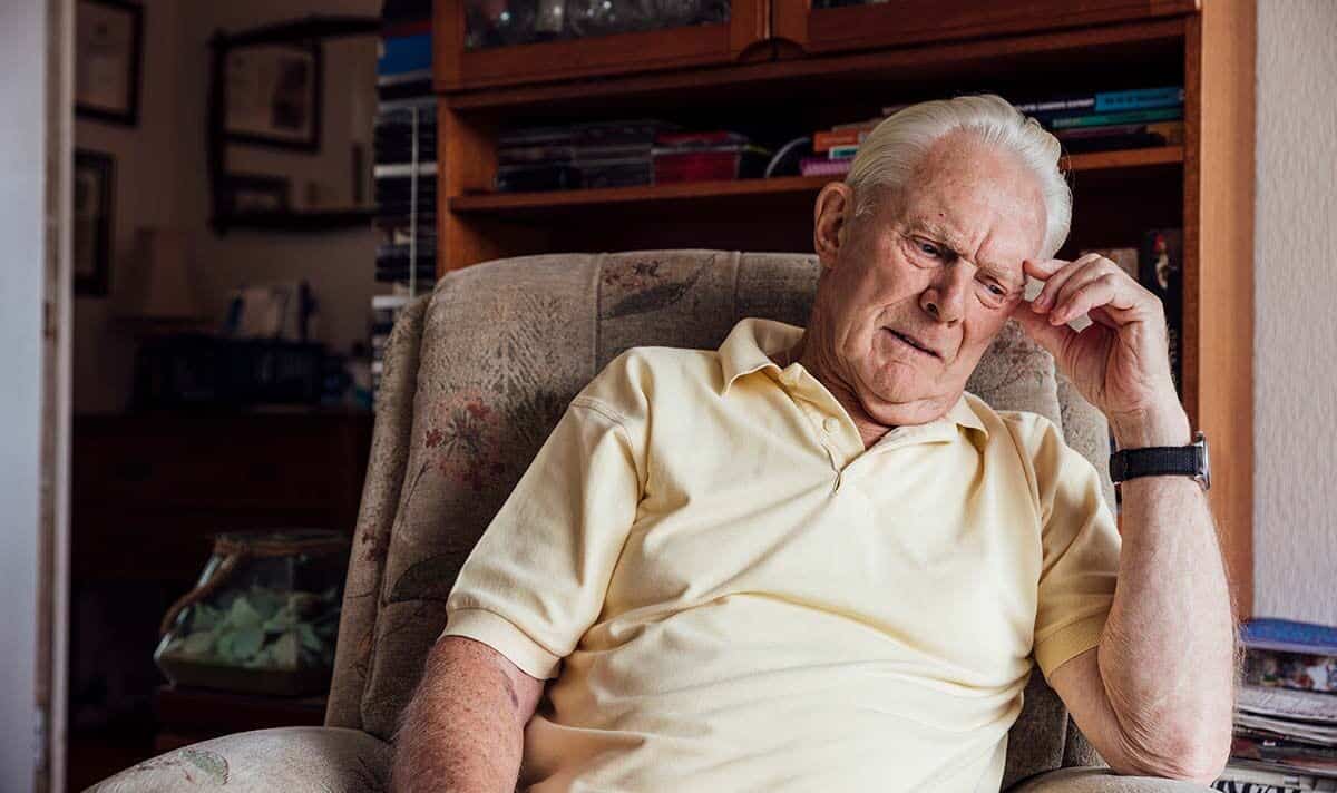 دراسة تكشف: إجراء بسيط يمكنك القيام به يقلل من خطر الإصابة بالخرف بنسبة 50٪ دراسة تكشف: إجراء بسيط يمكنك القيام به يقلل من خطر الإصابة بالخرف بنسبة 50٪