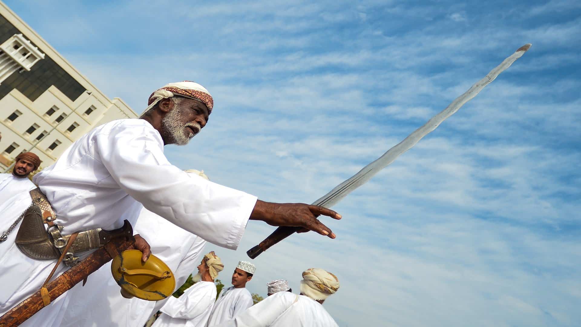 رقصة السيف العمانية