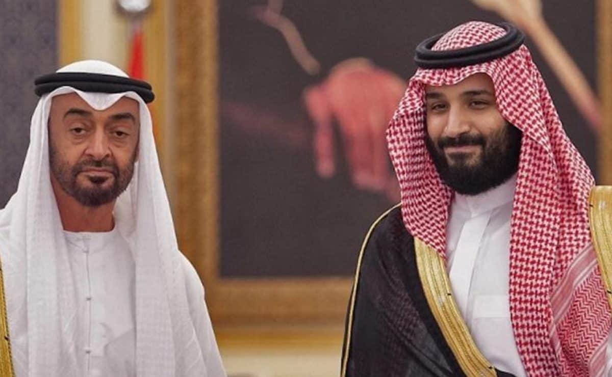 “سأري الإماراتيين ما يمكنني فعله بهم”.. محمد بن سلمان هدد بن زايد بعقوبات تفوق ما حدث مع قطر "سأري الإمارتيين ما يمكنني فعله بهم".. محمد بن سلمان هدد بن زايد بعقوبات تفوق ما حدث مع قطر